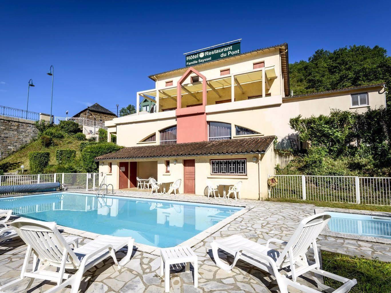 Logis Hotel Restaurant Du Pont Ambialet Buitenkant foto